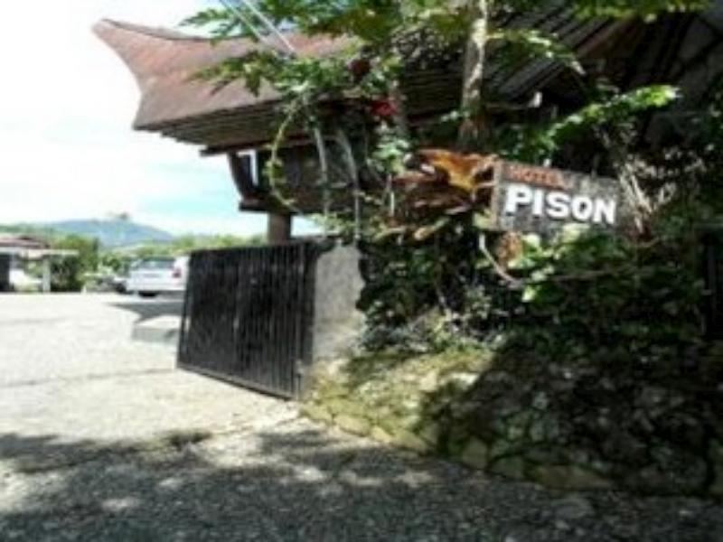 Hotel Pison Рантепао Екстериор снимка